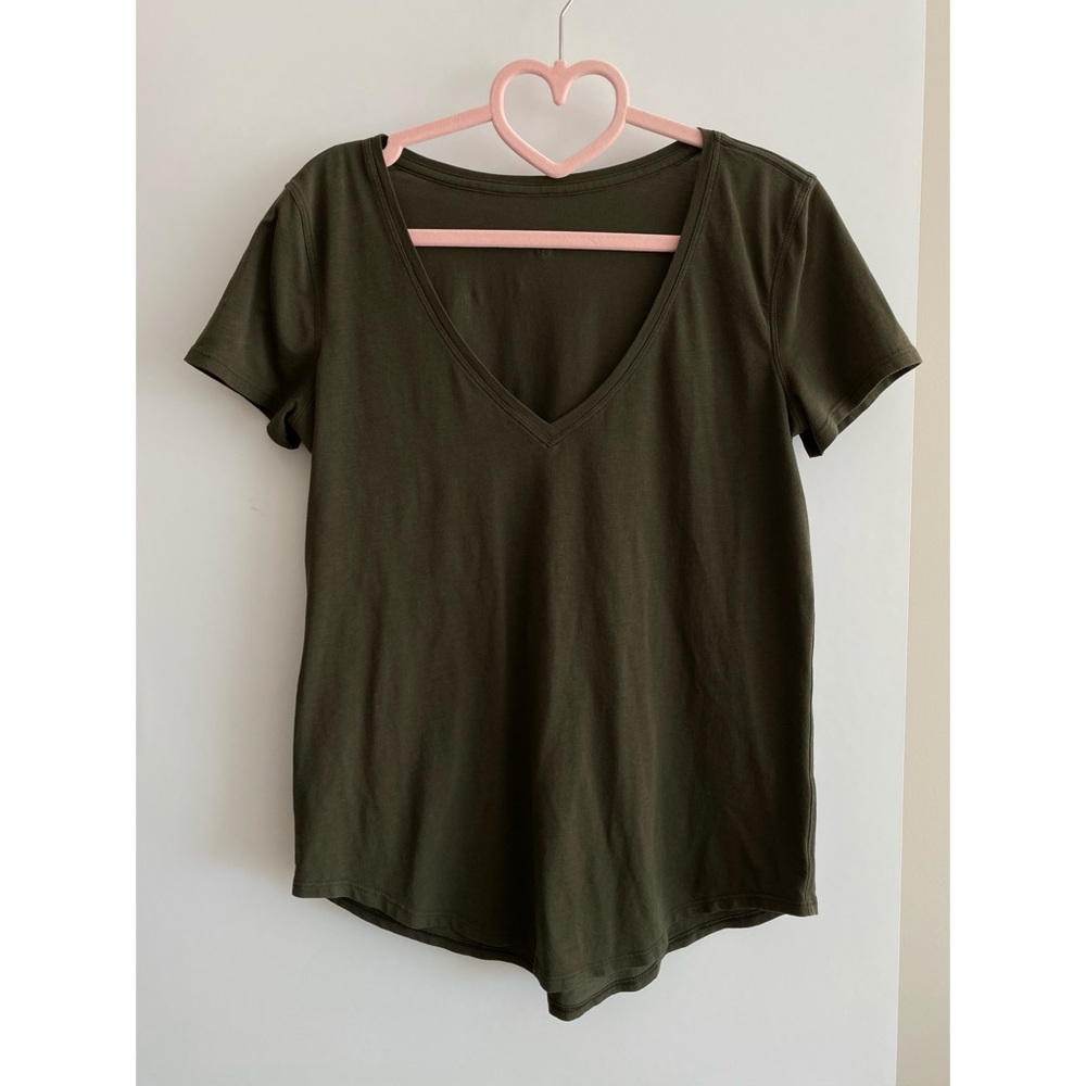 Lululemon “Love Tee”- olive green